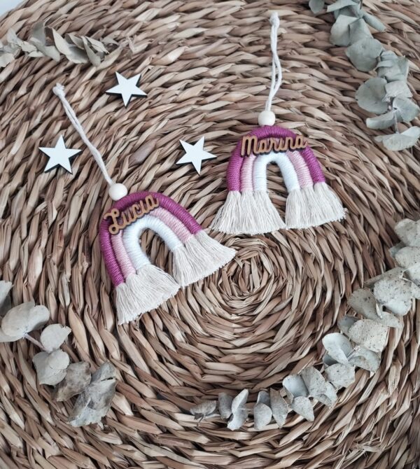 Llaveros arcoiris con nombre