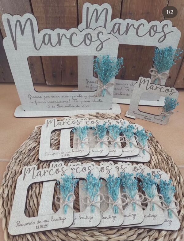 Recordatorio madera con flores